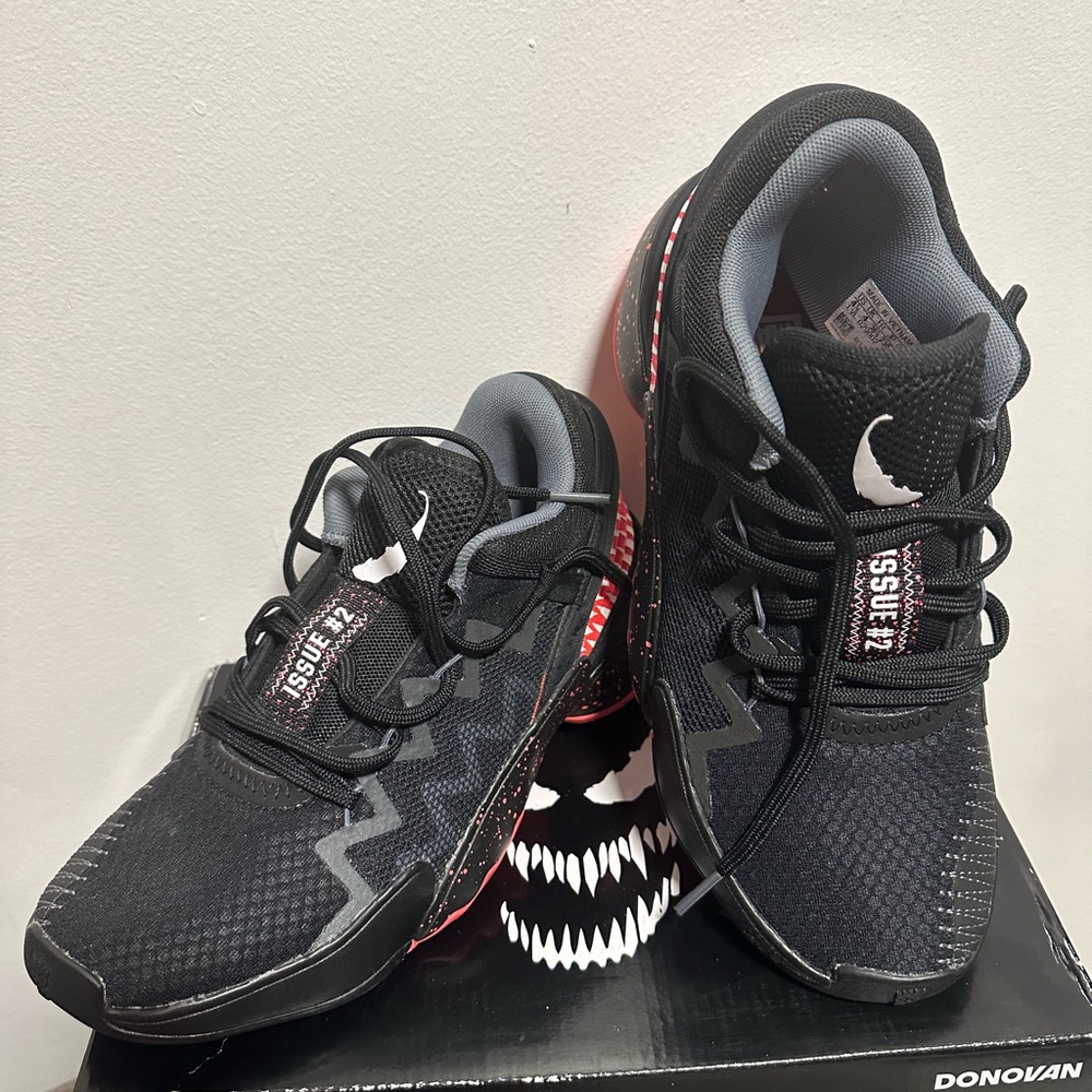 ADIDAS Don Issue 2 Junior Boys Venom Black Basketball Shoes Youth Sz 4.5